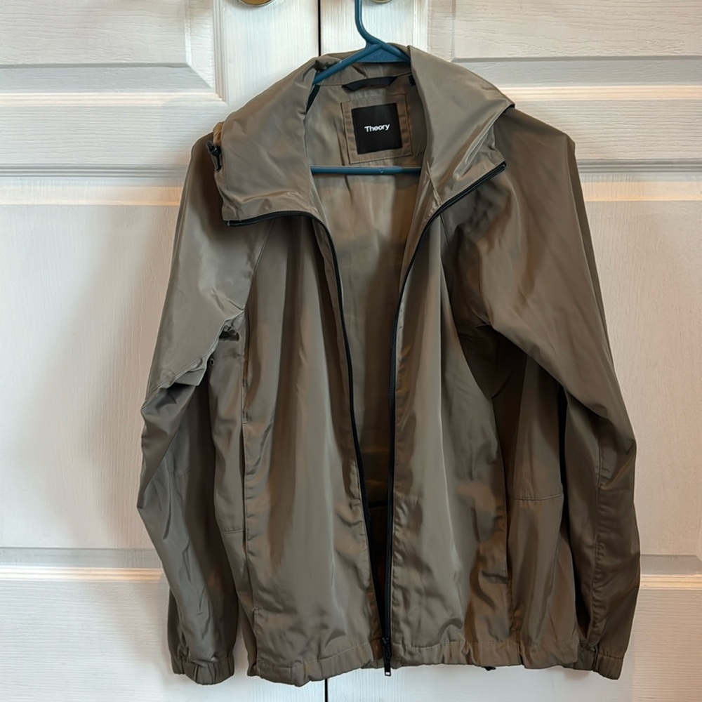 Theory windbreaker with hood. Size XS. Excellent condition